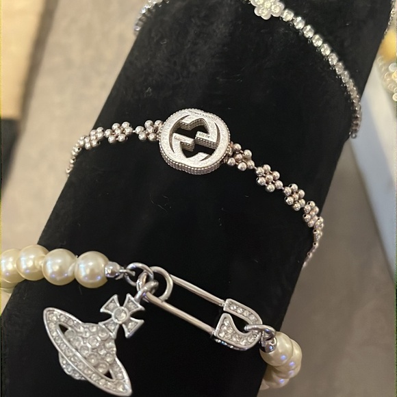 Gucci Interlocking G Logo Bracelet - Picture 3 of 3